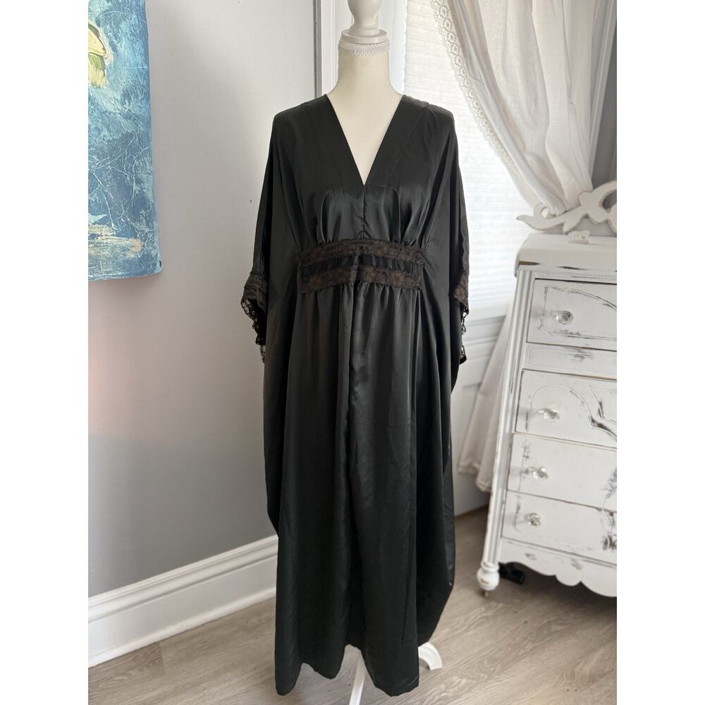 Vintage Black Nylon & Lace Empire Waist Nightgown handmade Woman’s Size M L